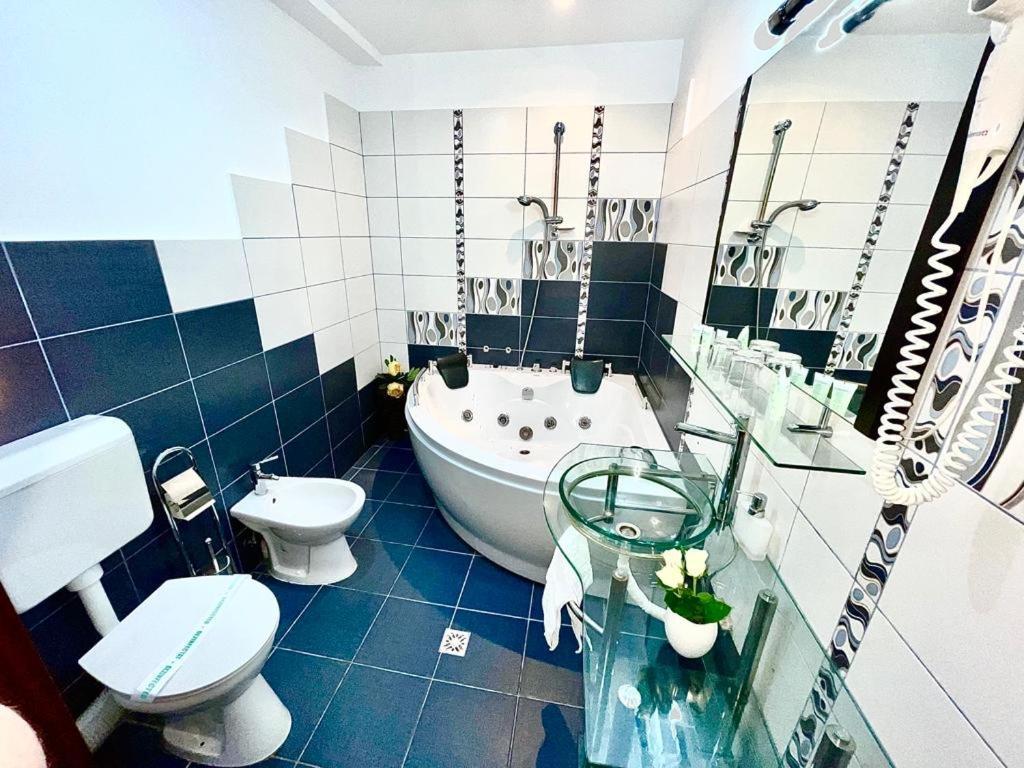 Bran Belvedere International Bagian luar foto