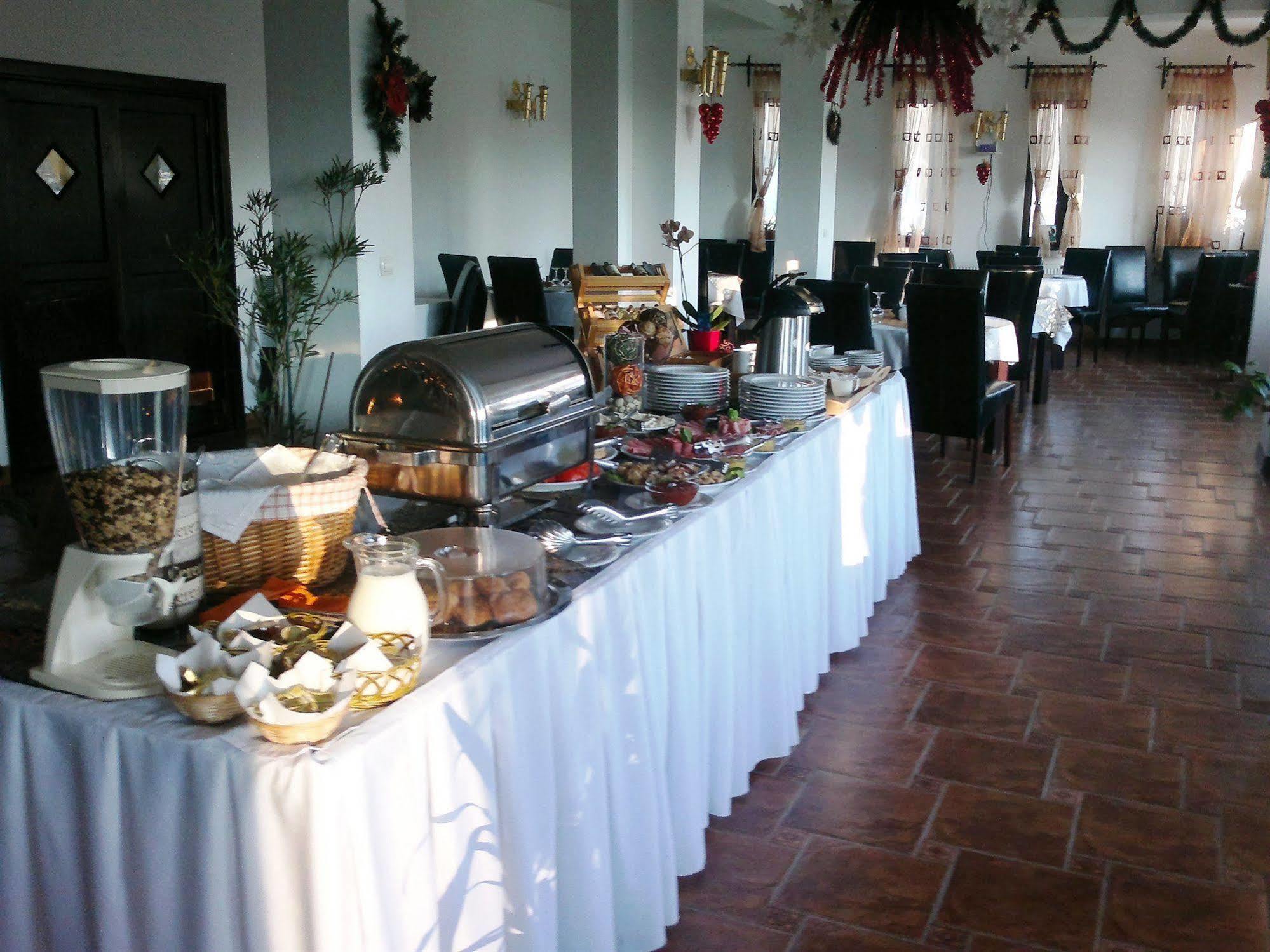 Bran Belvedere International Bagian luar foto